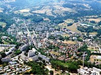 Vers le sud en direction de l'Avant-pays savoyard. Au premier plan, le quartier du Biollay à Chambéry