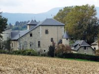 Le château a un nouveau toit.